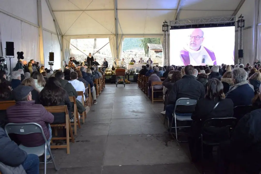 Joan Planes Funeral