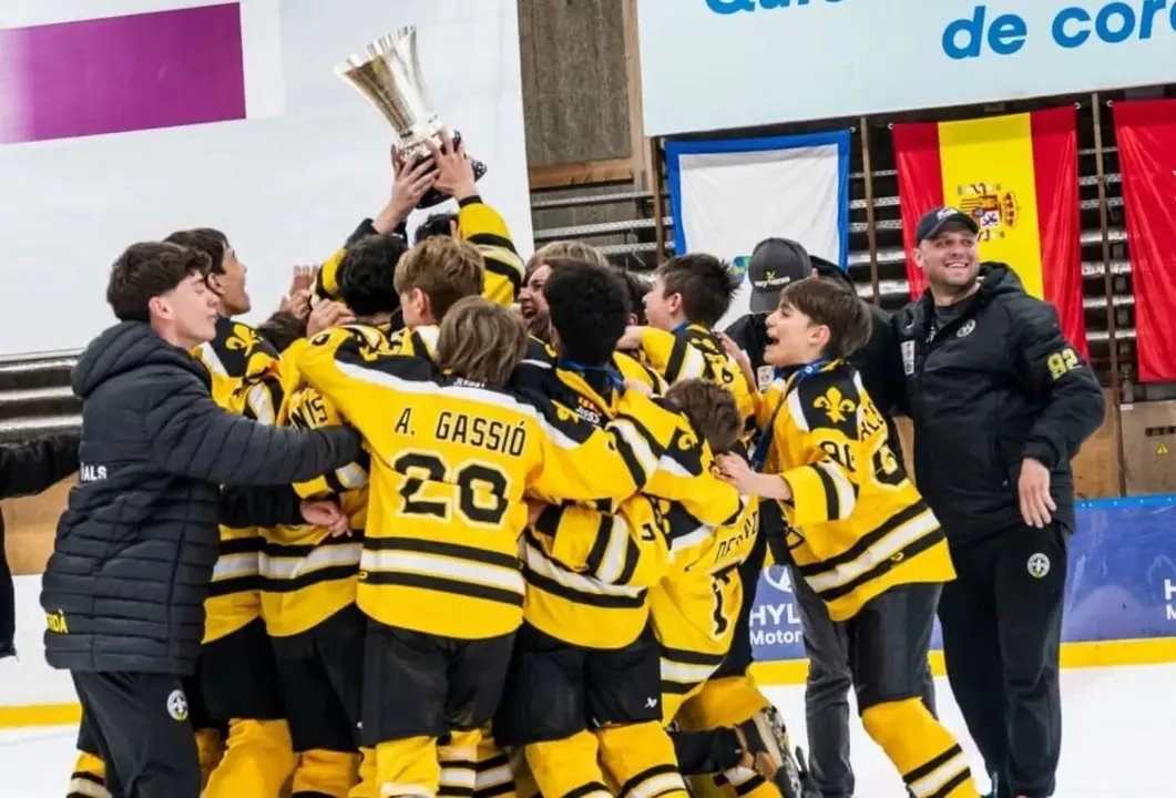 Hoquei Gel Puigcerd&agrave; U15 campions Lliga