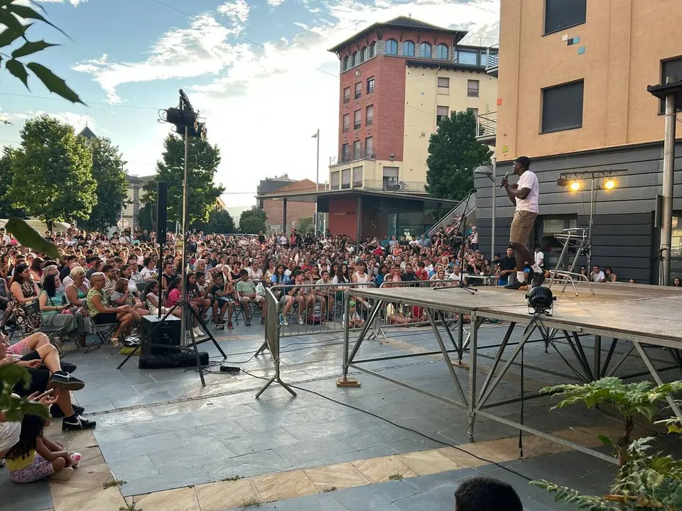 Actuaci&oacute; Wiz Problema a la Seu d'Urgell-3