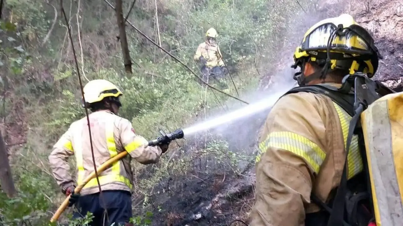Bombers incendi Sort (1)