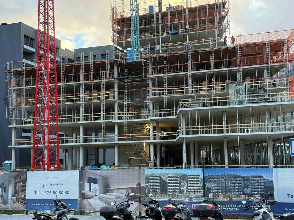 Construcci&oacute; Andorra la Vella 1
