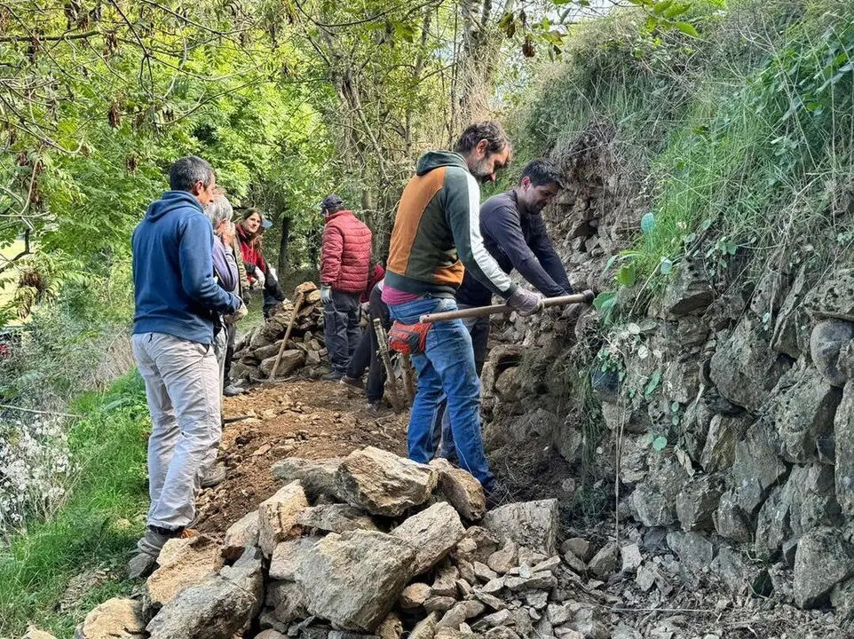 Pedra seca cam&iacute; de Parrota 3