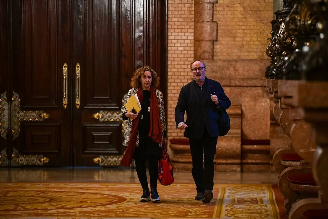 Els diputats Pepe Vidal i Ester Capella al Parlament de Catalunya
