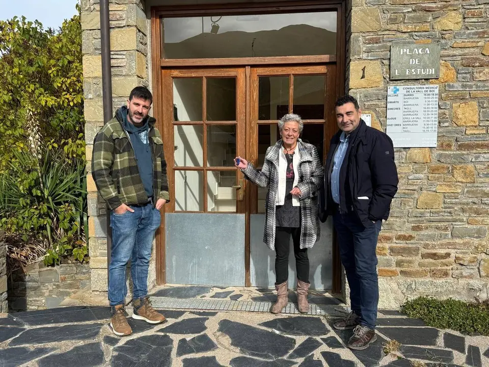 Habitatge entrega claus Vall de Bo&iacute; 1