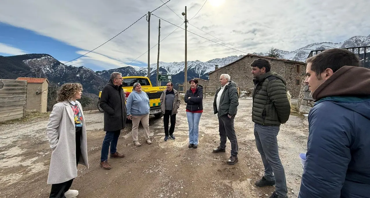 Talarn visita Lles