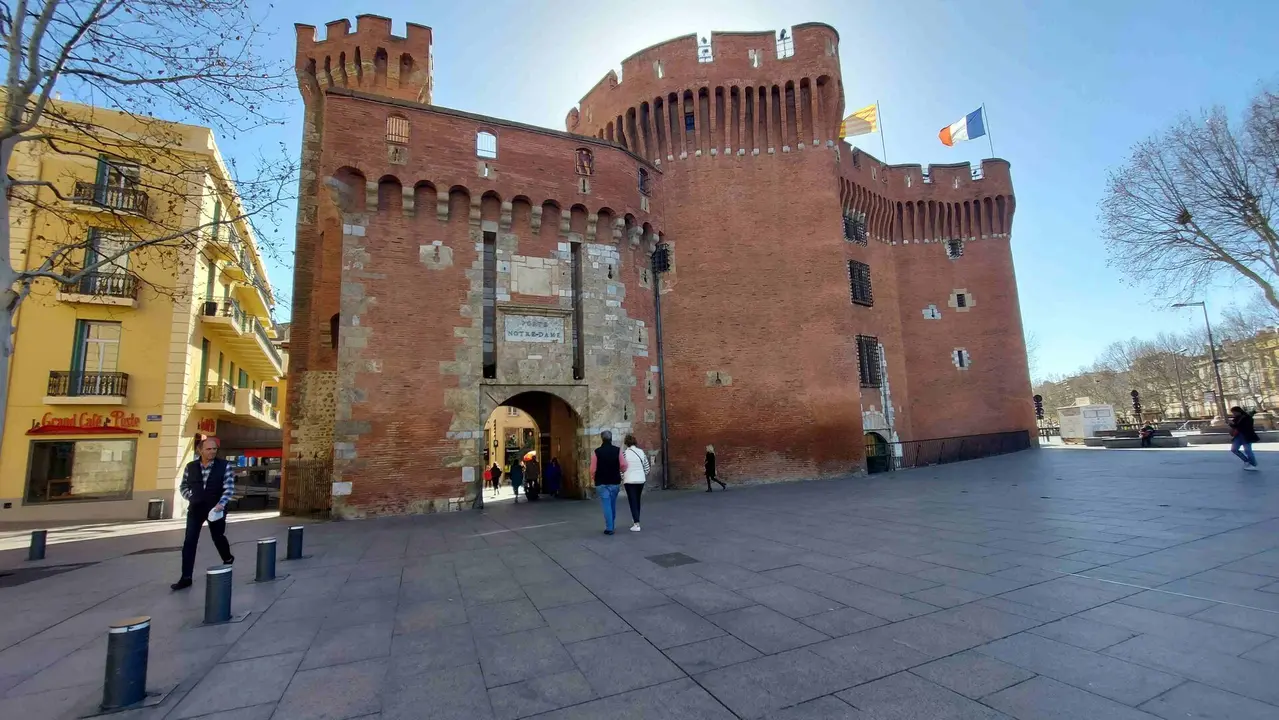 Castellet de Perpiny&agrave; 1