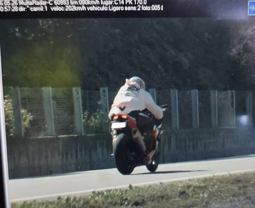 0e35c6f7-255b-4c4b-bd0c-f047191668d0