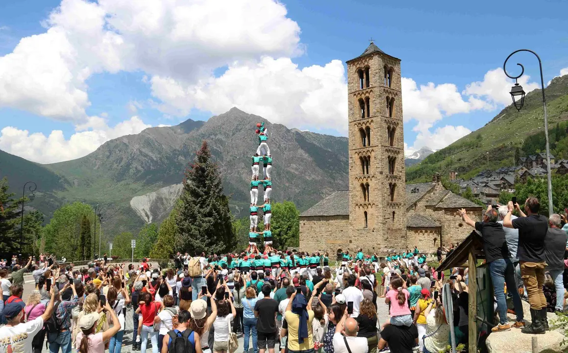 Castellers de Vilafranca a la Vall de Bo&iacute; 1