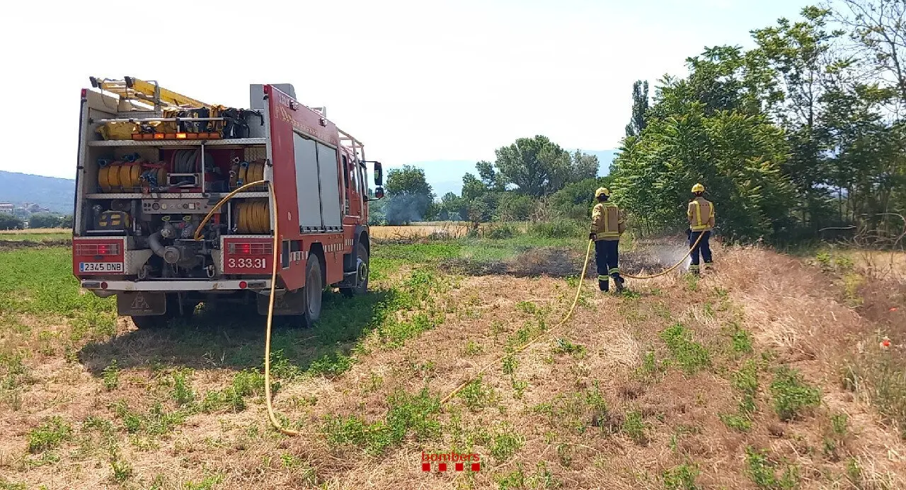 Incendi cam&iacute; de Tremp a Talarn