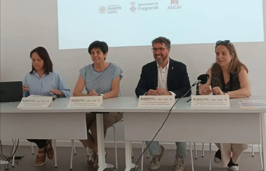 uNIVERSITAT pUIGCERD&Agrave;
