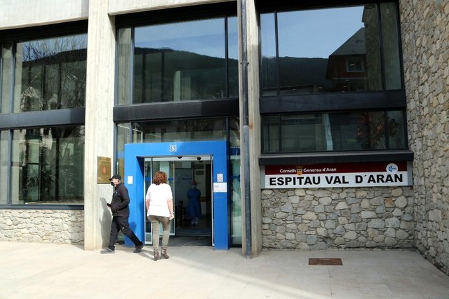 Pla general de l'entrada de l'Espitau Val d'Aran el 25 de febrer del 2021. (horitzontal)