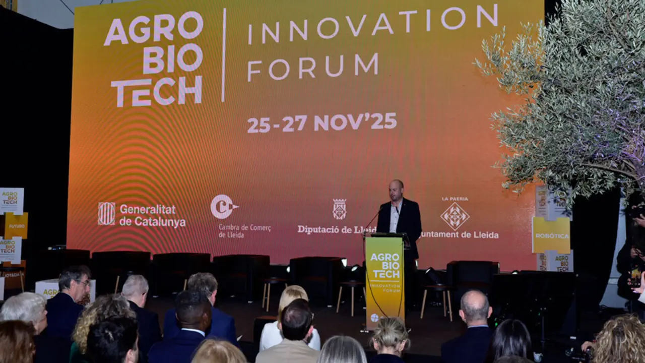 Presentaci&oacute; Centres d&rsquo;Innovaci&oacute; Transformativa Especialitzats &copy;PPED 2