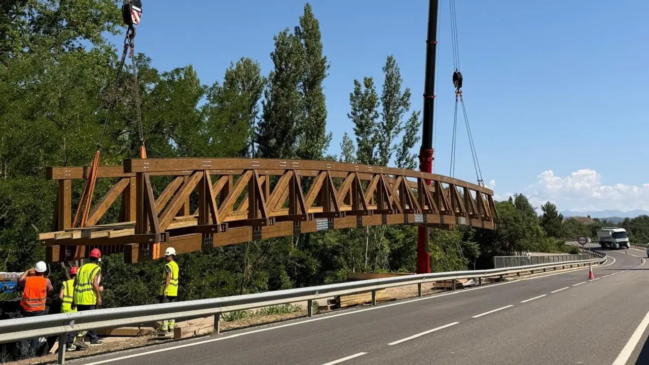 Ruta dels Llacs passarel&middot;la 1