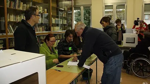 9N 