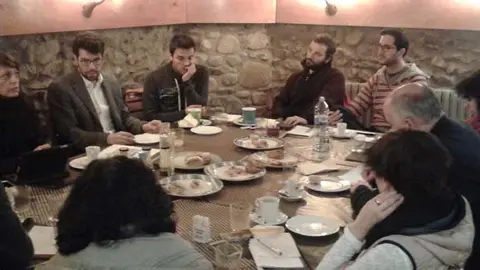 Aquest mat&iacute; Albert Batlla i Anna Vives durant l'esmorzar-trobada informativa que han mantingut amb els periodistes del territori.

