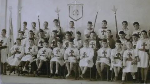 P1370702