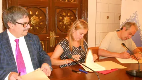 conveni comerc&ccedil; cel obert