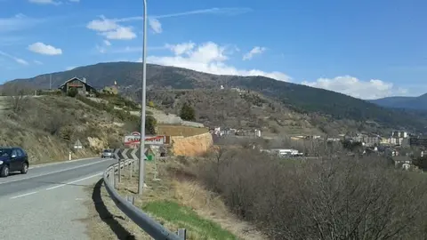 1394541903