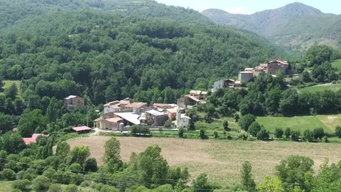 Sarroca_de_Bellera._Les_Esgl&eacute;sies_3