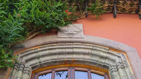 Ajuntament_contrapicat_estiu_web