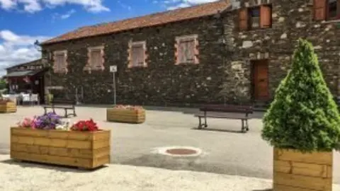 pla&ccedil;aguils02-300x184