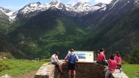 Mirador al Parc Natural Alt Pirineujpg