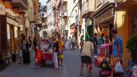 Carrer comercial de Puigcerdà:Ajuntament Puigcerdà 2