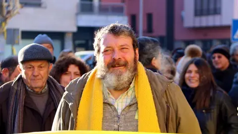 Primer pla de Manel Riu, el professor de Tremp, abans d'entrar al Jutjat de Tremp el 18 de gener del 2018. (horitzontal)