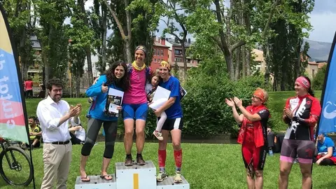 podi escanyabocs ferro femení