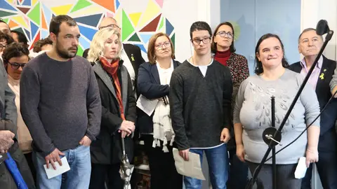 La presidenta de la Diputaci&radic;&ge; de Lleida, Rosa Maria Perell&radic;&ge;, ha inaugurat el centre Alba Juss&radic;&dagger;. A la imatge usuaris del centre amb Perell&radic;&ge;. Imatge del 13 de desembre del 2018. (horitzontal)