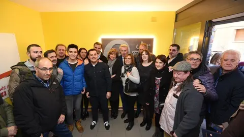 família de josep m teignier, voluntaris de ràdio puigcerdà i membres de l'ajuntament