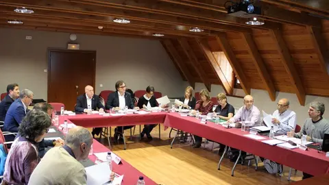 Pla general de la reuni...... de la Comissi...... territorial d'Urbanisme d'Aran, celebrada aquest dilluns a Vielha. Imatge facilitada pel Conselh Generau d'Aran l'11 de juny de 2019 (Horitzontal).