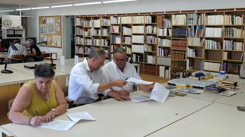 Acte_signatura_cessió_fons_Isidre_Ricard_02