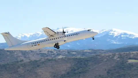 Avió aeroport de la Seu:ACN 2