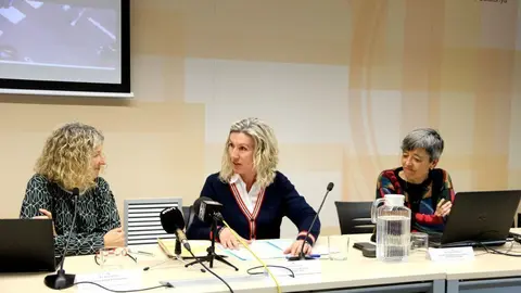 La directora general de Pressupostos, Anna Tarrach, la delegada del Govern a l&sbquo;&Auml;&ocirc;Alt Pirineu i Aran, Rosa Amor&radic;&ge;s, i la  sub-directora general de Finan&radic;&szlig;ament i Sostenibilitat Financera, Montserrat Bassols. Imatge del 30 de gener del 2020. (horitzontal)