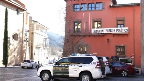 Gu&agrave;rdia Civil a l'ajuntament de la Seu