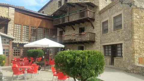 Can Cortina Alberg Tuixent