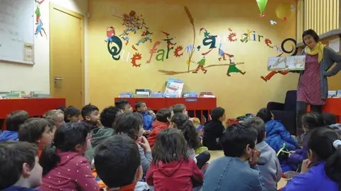Biblioteca Maria Barbal Laura Fuses