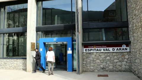 Pla general de l'entrada de l'Espitau Val d'Aran el 25 de febrer del 2021. (horitzontal)