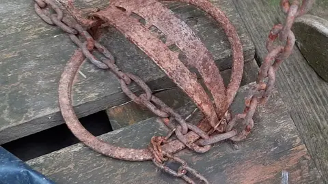 Trampa furtivisme fauna Alta Ribagor&ccedil;a