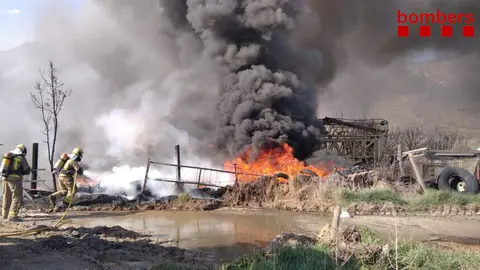 Incendi granja Bellver 1