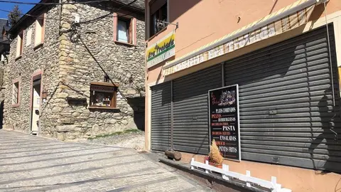 Naut Aran ajudes covid