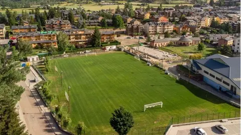 Futbol Ll&iacute;via