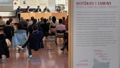 Exposici&oacute; Hist&ograve;ries i camins