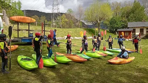 AE Pallars caiac escoles