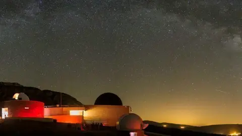 Pla general del Centre d'Observaci&oacute; de l'Univers (COU) del Parc Astron&ograve;mic del Montsec, en una imatge d'arxiu. (Horitzontal)