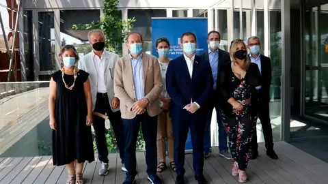 Pla general del delegat del Govern a l'Alt Pirineu i Aran, Ricard P&eacute;rez, amb les presid&egrave;ncies comarcals i la sindicatura d'Aran el 22 de juliol del 2021. (Horitzontal)