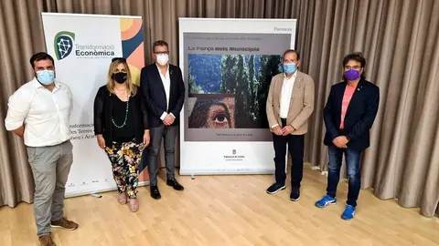 Pla sencer del president de la Diputaci&oacute; de Lleida, Joan Talarn, amb els presidents de l'Alta Ribagor&ccedil;a, Mar&iacute;a Jos&eacute; Erta, i del Pallars Juss&agrave;, Josep M. Mullol, i el vicepresident de l'Alt Urgell, Sergi Parramon, el 30 de juliol del 2021. (Horitzontal)