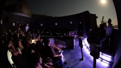 M&uacute;sica sota les estrelles