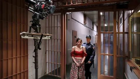 La dona ilegal film